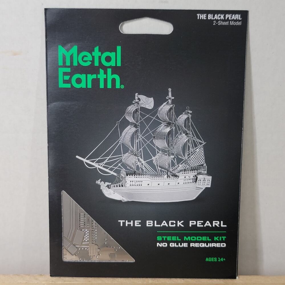 Metal Earth The Black Pearl Ship - NEW / SEALED